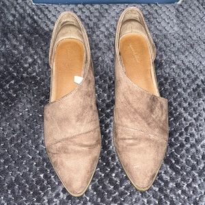 Taupe booties size 7 1/2